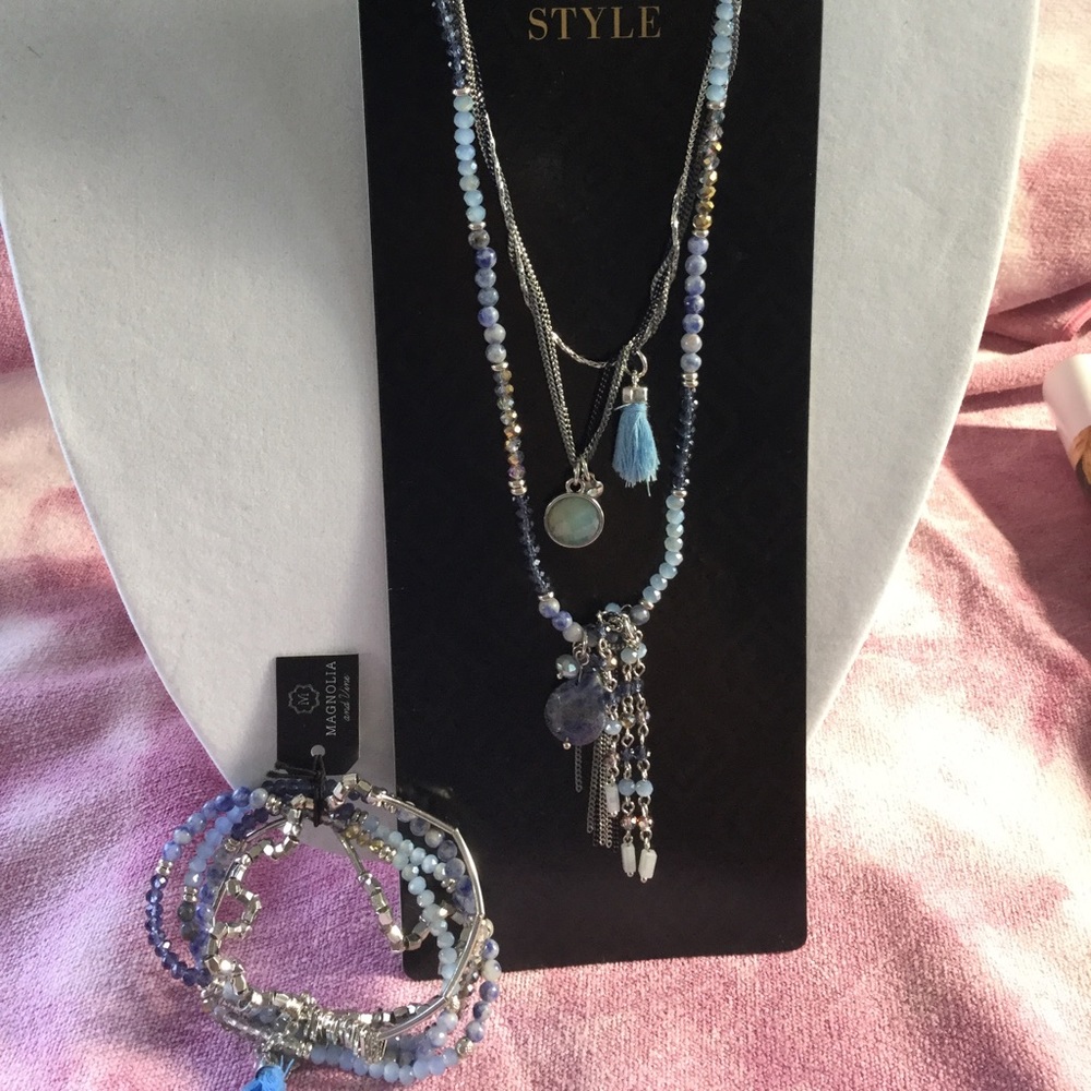 Beaucoup Necklace and Bracelet Set